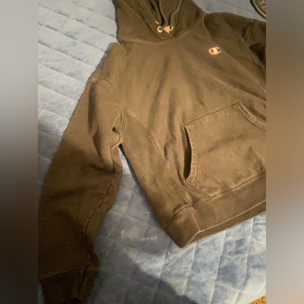 black champion hoodie small